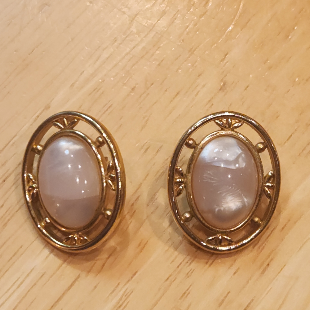 Vintage Monet Pierced Earrings